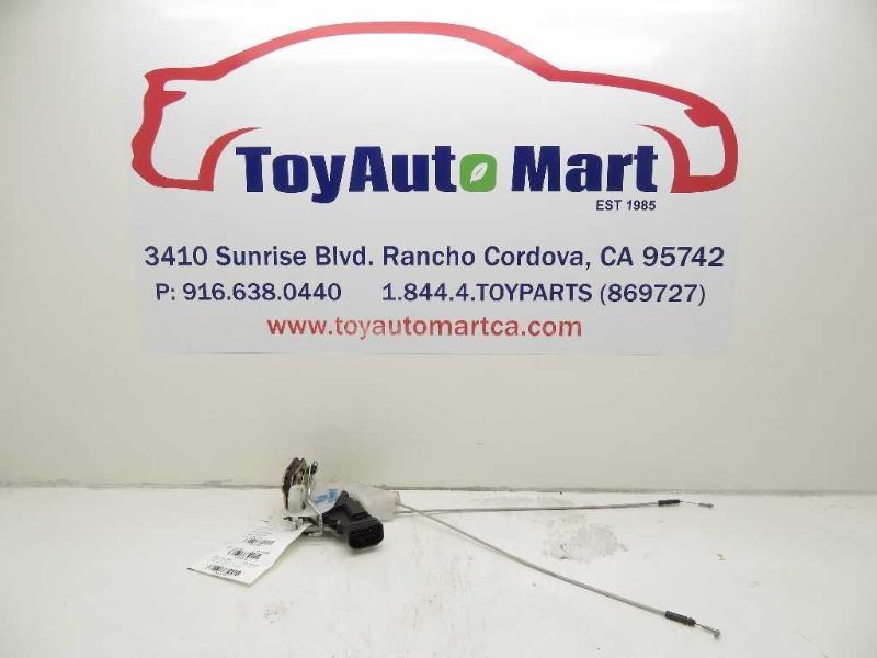 01-04 TOYOTA AVALON PASSENGER SIDE REAR DOOR LOCK ACTUATOR ASSEMBLY