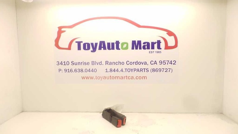 12 13 14 TOYOTA CAMRY DRIVER SIDE AND CENTER REAR BELT BUCKLE ASSEMBLY