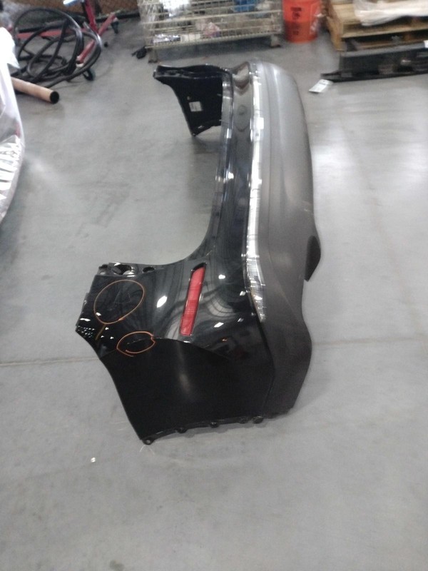 2016 Nissan Murano OEM Rear Bumper Assembly Black G41 Scratches 123K Miles