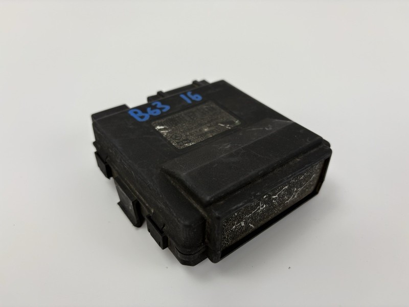 2003 -2009 Mercedes W211 E55 E500 Trunk Release Opener Control Module 2118703026