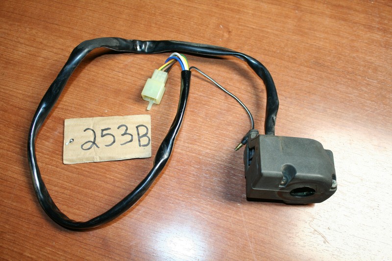 1987 Honda ATC 250ES Left Side Handlebar Switch Run Off Lights Start OEM 87 E