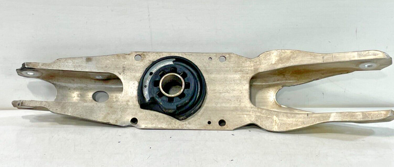 17-19 INFINITI QX30 FWD REAR LEFT OR RIGHT SIDE LOWER SPRING CONTROL ARM # 95364