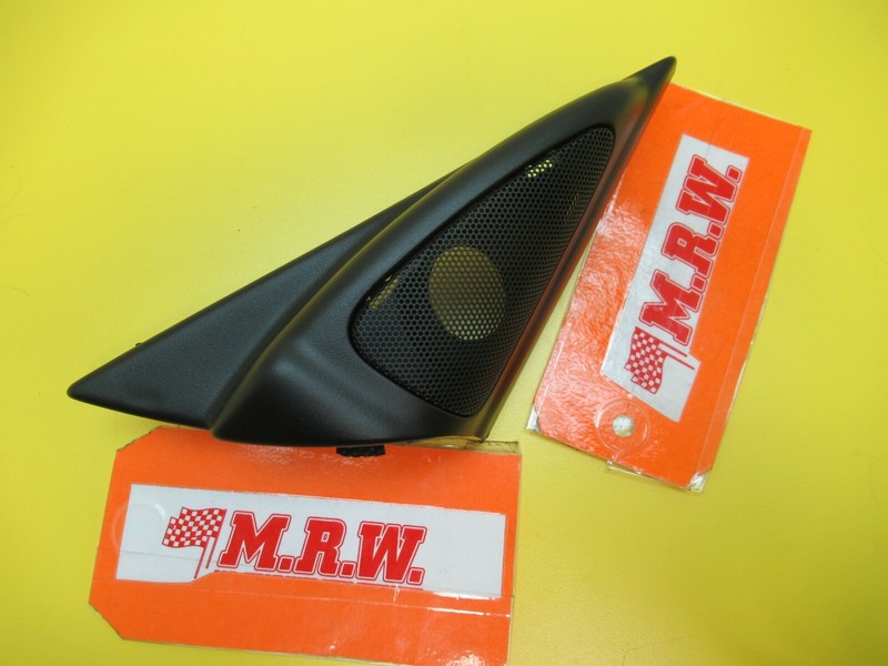 DOOR PANEL SPEAKER COVER TRIM CAP CORNER PASSENGER SIDE R for LAND CRUISER 98-07