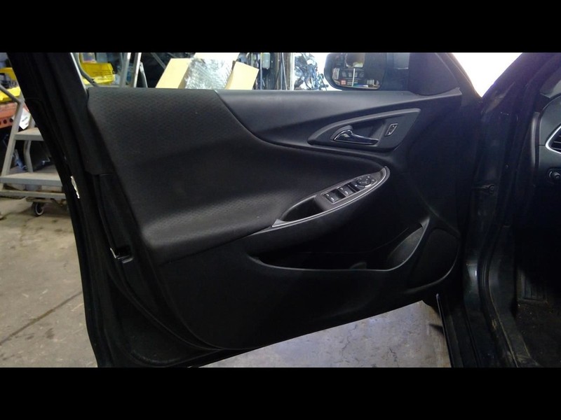 2018 MALIBU Driver Left Front Door Trim Panel 1479439