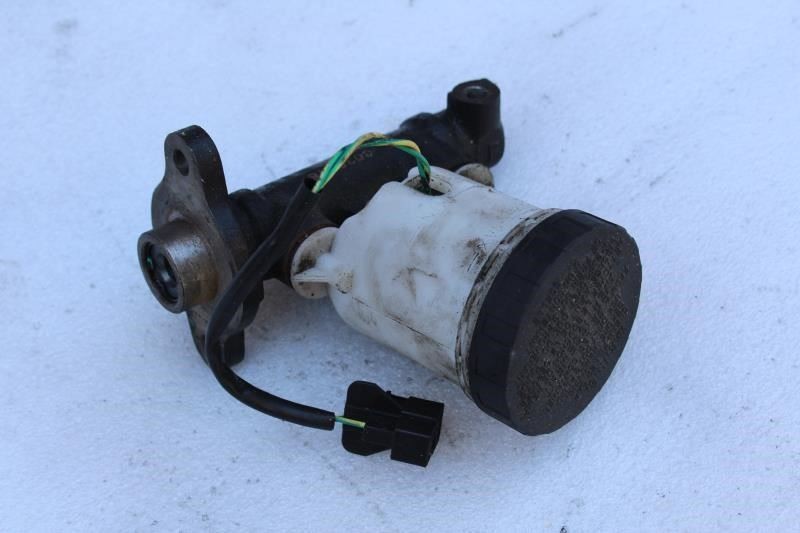 1989 FORD PROBE BRAKE MASTER CYLINDER WITH RESERVOIR