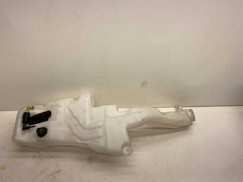 2014-2017 JEEP CHEROKEE WINDSHIELD WASHER FLUID TANK RESERVOIR BOTTLE (NO LID)