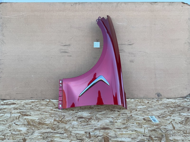 GENESIS G70 2019-2021 OEM LEFT DRIVER SIDE FENDER ASSEMBLY (RED)