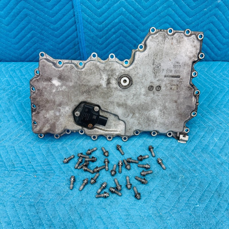 2012–2017 BMW 650i xDrive 4.4L V8 N63 Twin Turbo Engine Lower Drain Oil Pan OEM