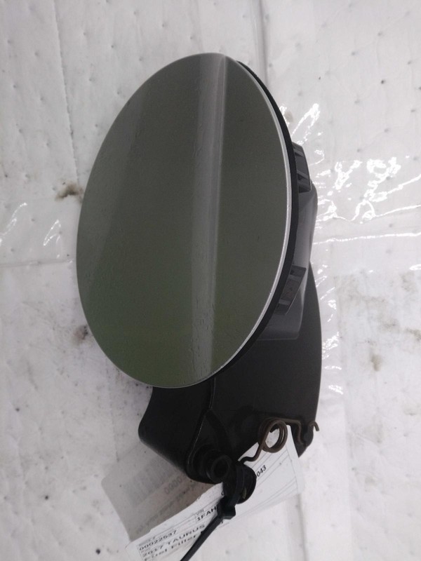 2017 Ford Taurus Fuel Filler Door Silver Used OEM Part 4471587 127K Miles