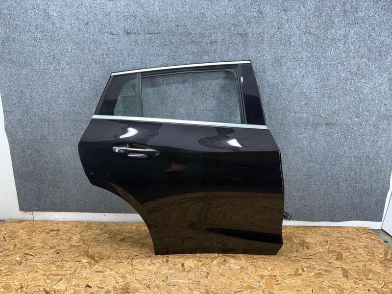 INFINITI QX30 2017-2019 OEM REAR RIGHT PASSENGER DOOR SHELL ASSEMBLY (BLACK)