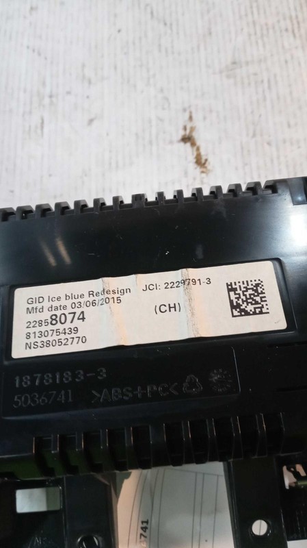 2015 Chevrolet Cruze Infotainment Display OEM Black 84k Miles NJ25-17848-446857