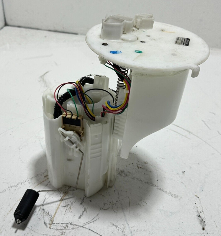 2018 - 2024 Toyota Camry SE 2.5L Electric Fuel Gas Tank Pump Unit OEM