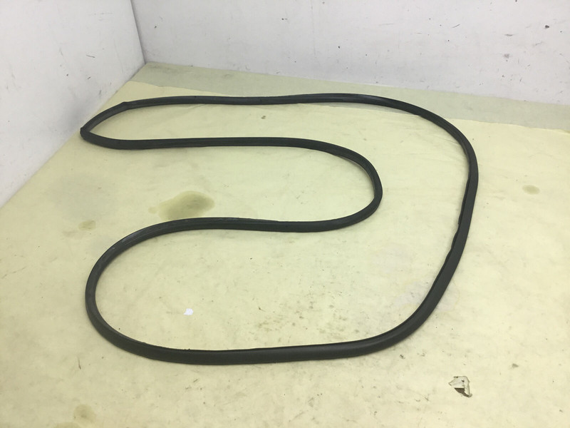 Bentley Flying Spur W12 Front Left Door Weather Strip Seal Rubber 13-18 :Y