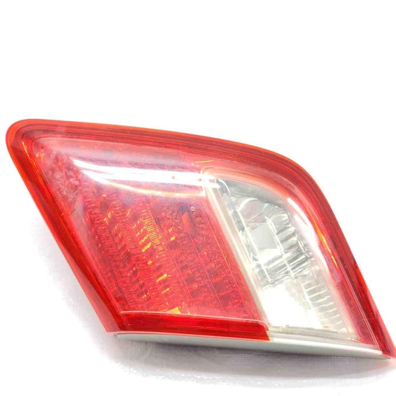 2007 Camry RH Passenger Side Decklid Tail Light Assembly OEM 8158133140