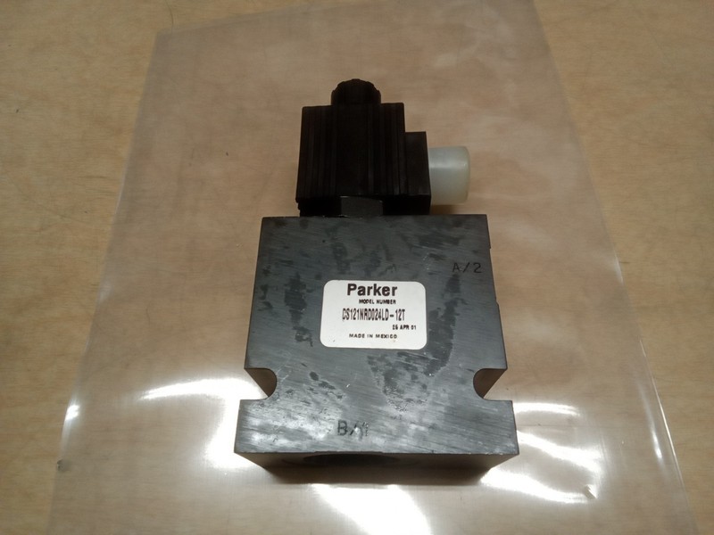 Parker DS121NRD024LD-12T Directional Valve