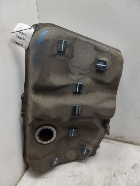 04-08 TOYOTA SOLARA SLE 3.3L FWD AT GAS FUEL TANK