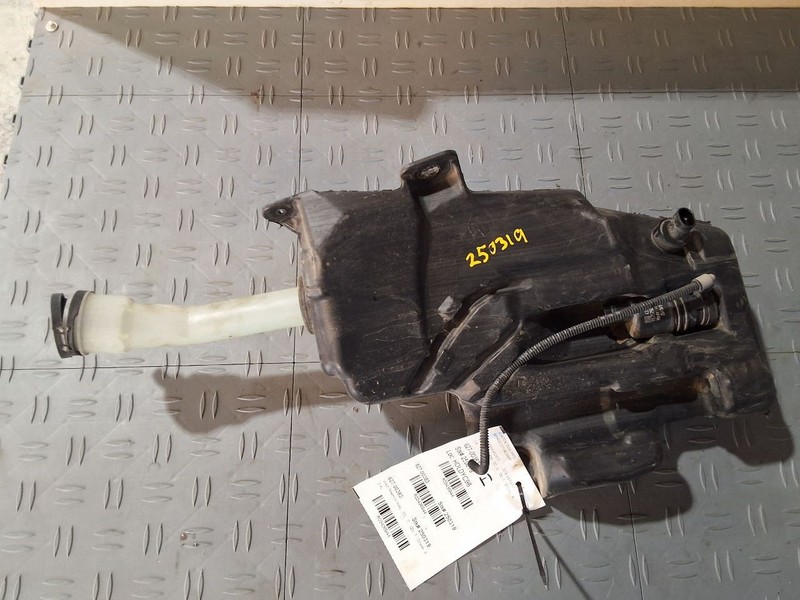 Wash Reservoir Fits 14-17 VERANO 3436944