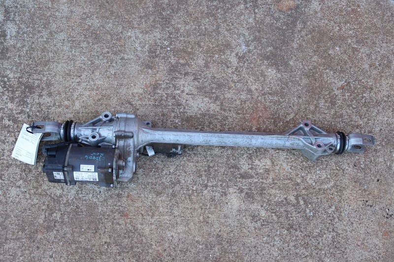 2017-2018 PORSCHE PANAMERA REAR AXLE STEERING GEAR RACK AND PINION MOTOR OEM