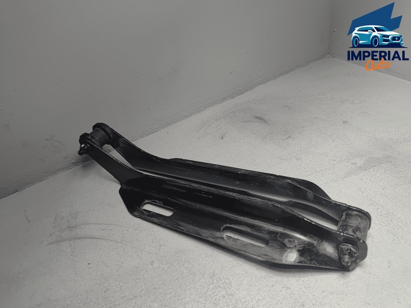 FREIGHTLINER CASCADIA 2022 BATTERY BOX BRACKET OEM
