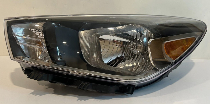 2018-2020 KIA RIO LEFT DRIVER SIDE HALOGEN HEADLIGHT OEM 92101-H90XX