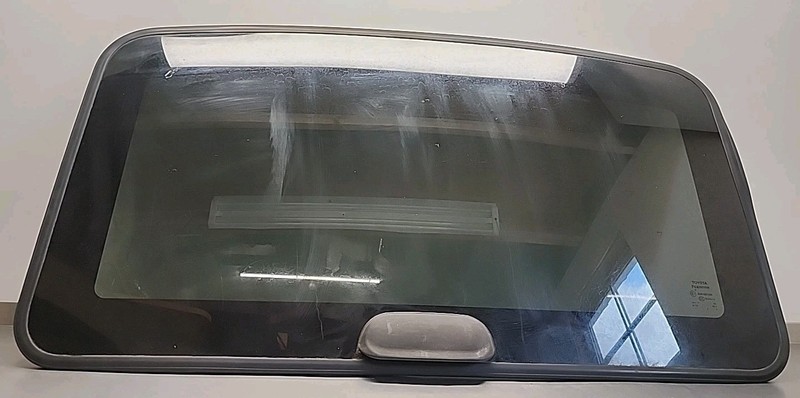 2011 - 2020 Toyota Sienna Front Single Overhead Sunroof Glass Roof 63201-08021