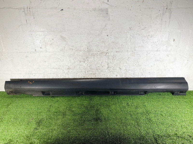 12-18 FORD FOCUS LEFT LH DRIVER SIDE LOWER ROCKER SKIRT PANEL MOLDING OEM