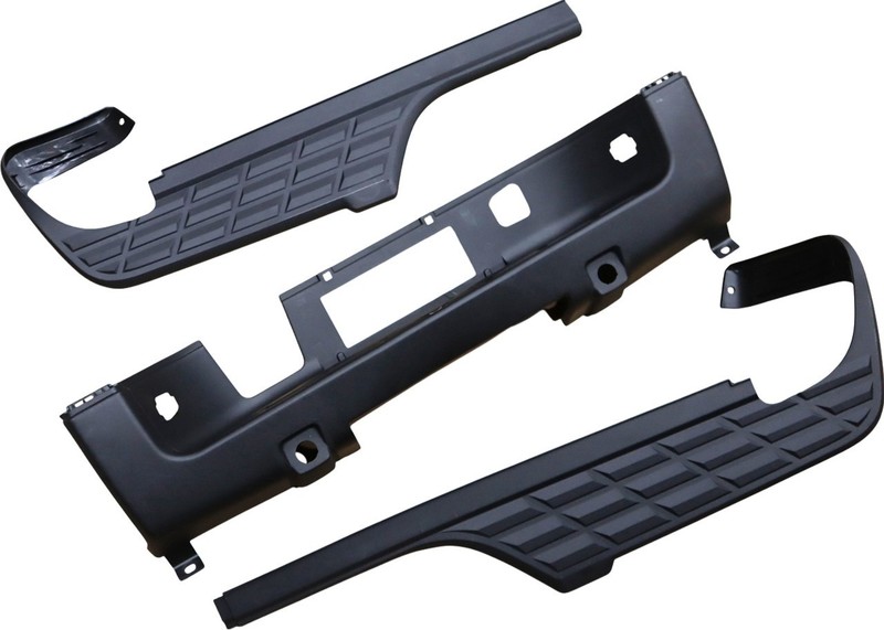 07-13 Silverado 1500 Rear Bumper Step Pads 15284309 w/ Sensor Holes AFTERMARKET