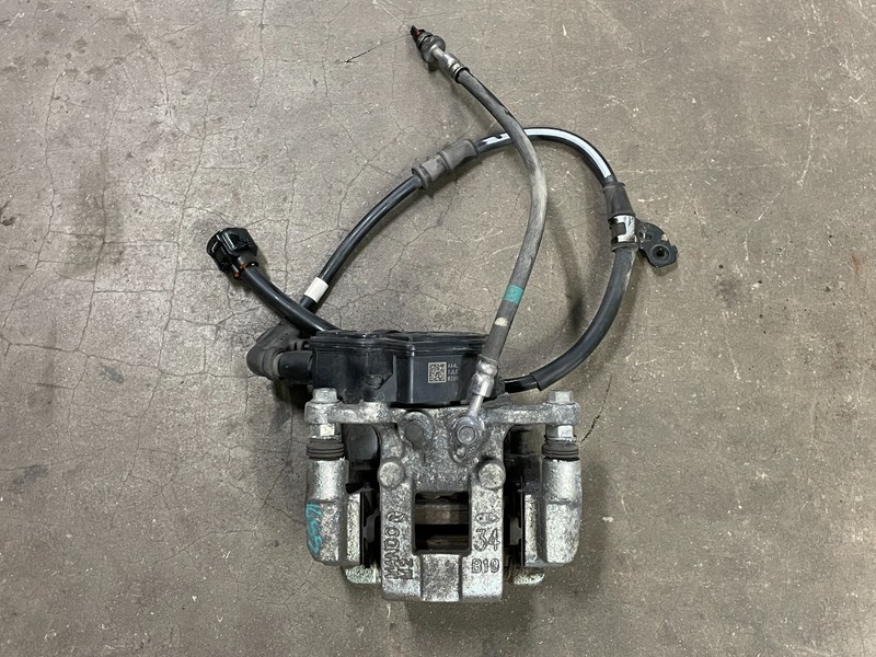 2024 2025 Hyundai Elantra Rear Left Driver Side Brake Caliper 1655 OEM