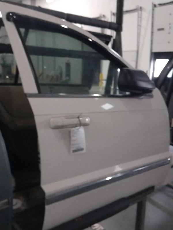 2006-2007 Jeep Grand Cherokee Right Door White OEM 4DR SUV Used 327232