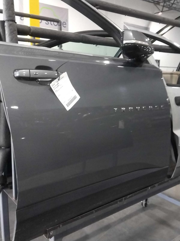 2018 Chevrolet Traverse Right Front Door Grey OEM Used 144K Miles NJ25-20365