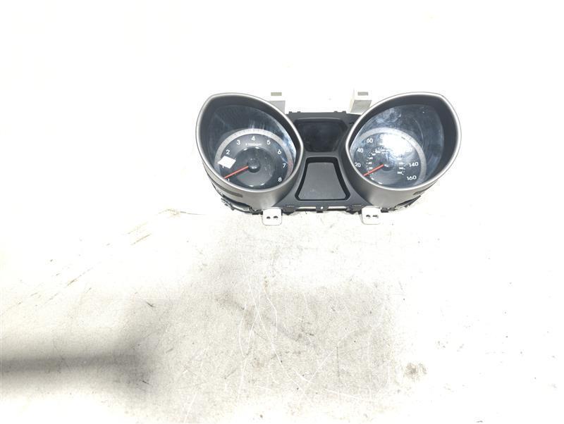 2014 Hyundai Elantra Speedometer Gauge Silver OEM 940043X230 174K Miles