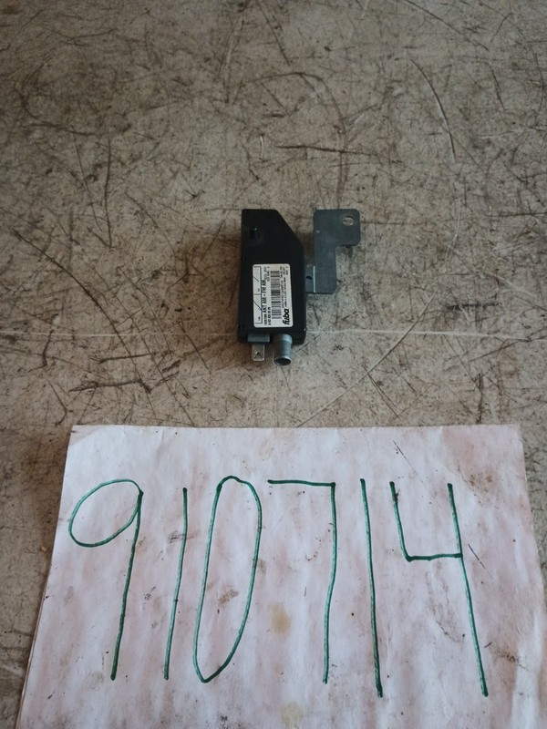 98-03 Mercedes W163 ML320 ML55 AMG Radio Antenna Amp Amplifier 1638200089 OEM