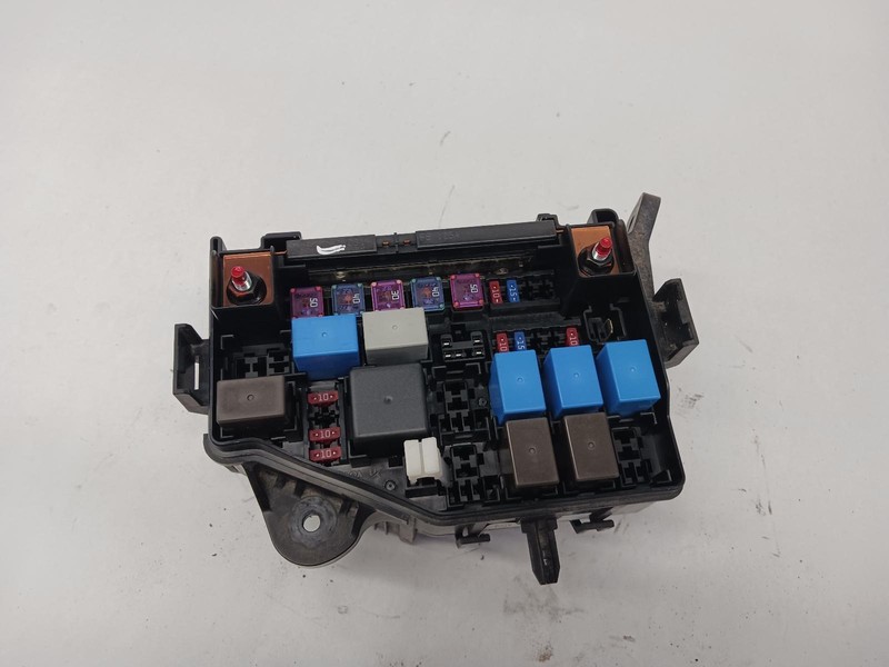 12-'13 HYUNDAI ACCENT Engine Fuse Box OEM 1 Year Wnty!