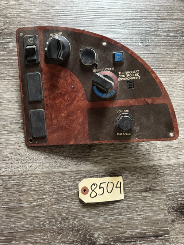 International NAVI Sleeper Control - P/N: 3571571C91