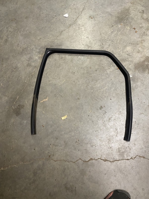 2011 Ford Escape Left Rear Upper Window Seal OEM