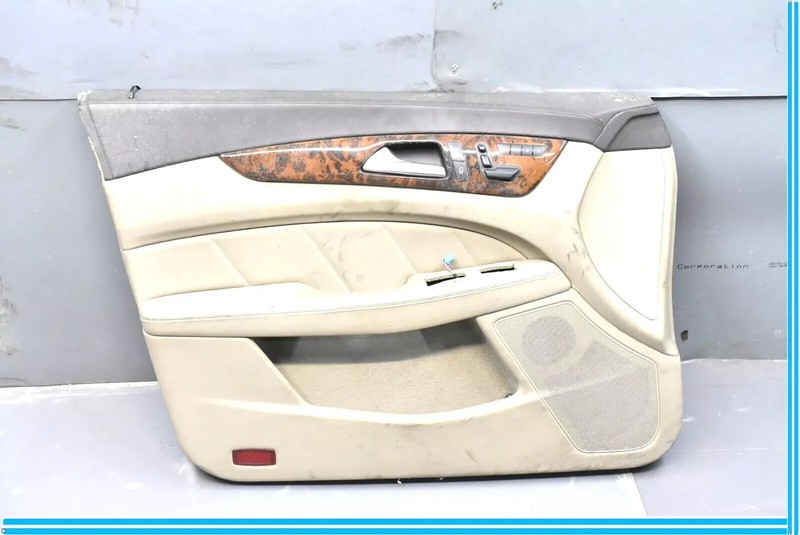 12-14 Mercedes W218 CLS550 Front Left Driver Side Interior Door Panel Beige OEM