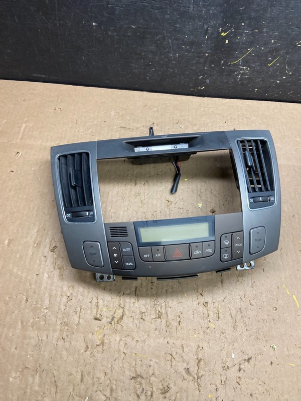2009 to 2010 Hyundai Sonata Center Radio Climate Control Air Vent Bezel t6015 DG