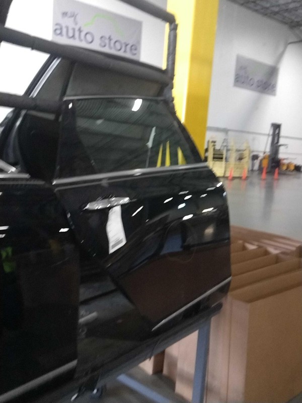 2019 Cadillac CT6 Rear Right Door Black OEM 598925, 42K Miles, Used