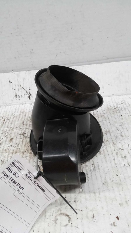 2015 Lincoln MKC Fuel Filler Door White OEM Used 6844689 134K Miles