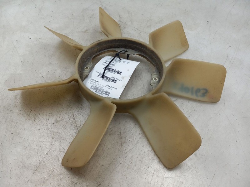 07-08 TOYOTA TUNDRA 5.7L 4WD AT RADIATOR FAN BLADE