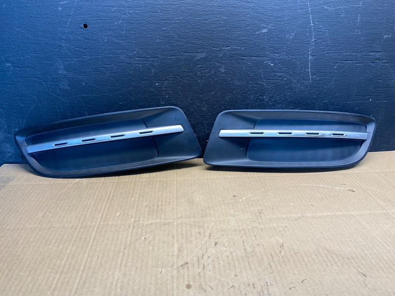 2007 - 2009 Mazda CX9 CX-9 Front Upper Grill Grille Emblem OEM AD4895 DG