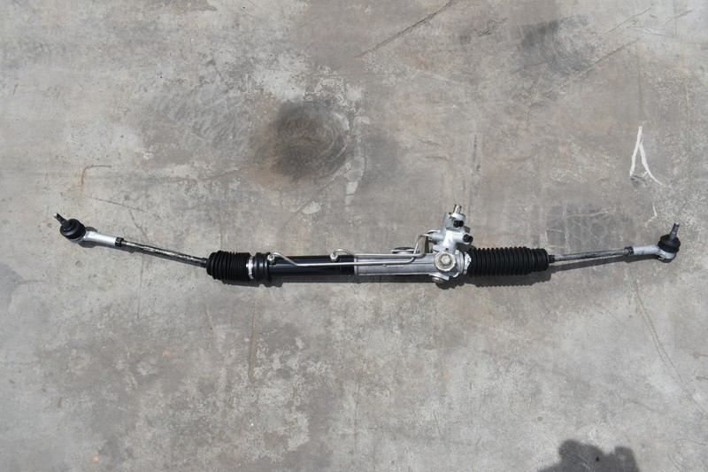 1988-92 CORVETTE C4 COMPLETE RACK&PINION W/ HYDRAULIC POWER STEERING *26008290*