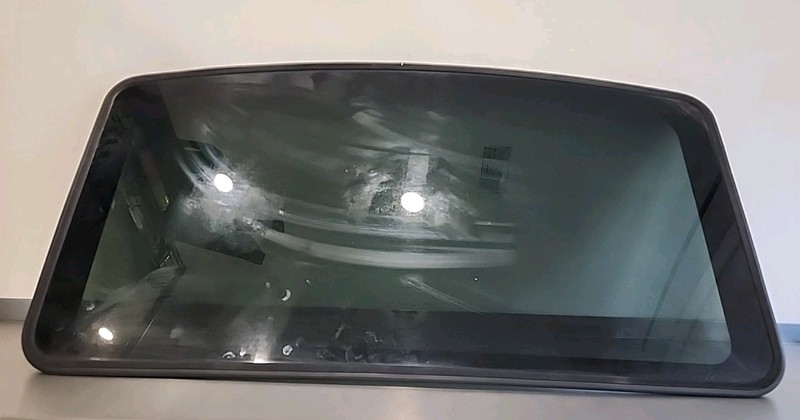 C-49X8-0724-FXXX SUNROOF GLASS UNBOLT TYPE GUARDIAN AS-3 GG-M50T3 DOT-22...