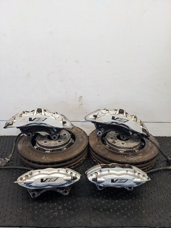 09-15 CADILLAC CTS-V BRAKE CALIPER SET WITH ROTORS SILVER 1185995