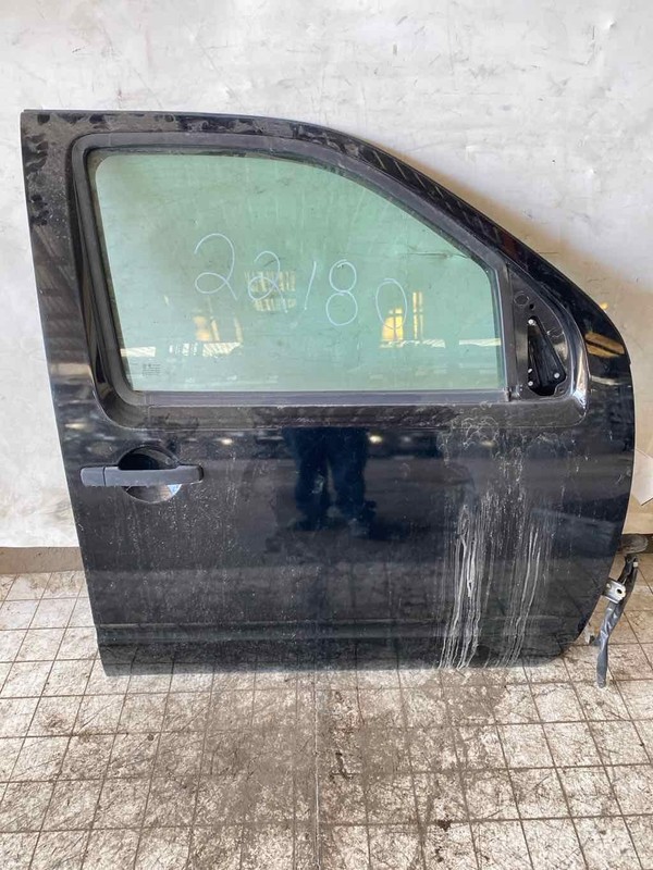 Front Door NISSAN FRONTIER Right 05 06 07 08 09 10 11