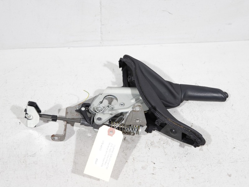 12-18 BMW 320i 328i F30 EMERGENCY PARKING BRAKE RELEASE HANDLE LEVER BLACK OEM