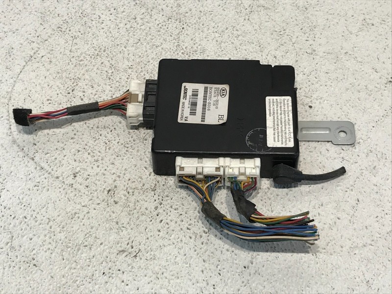 04-06 Sorento EX Traction Electronic Control Module Used OEM 95400-3E210