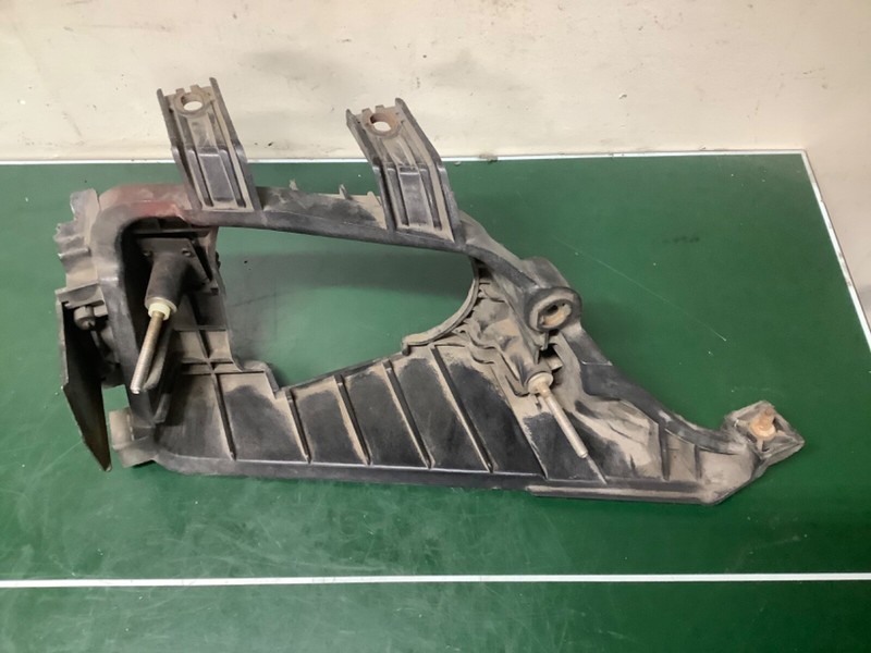 92-95 Civic Right Housing Headlight Beam Unit Lamp Light Glass Lens Bracket OEM