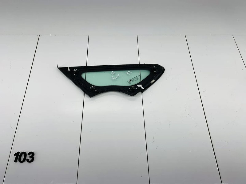 14-18 KIA FORTE FRONT LEFT DRIVER SIDE DOOR QUARTER WINDOW GLASS OEM