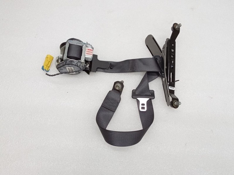 Seat Belt Front 60/40 Split Opt AM6 Crew Cab Passenger Fits 04-08 CANYON 57316